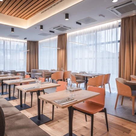 Restaurace